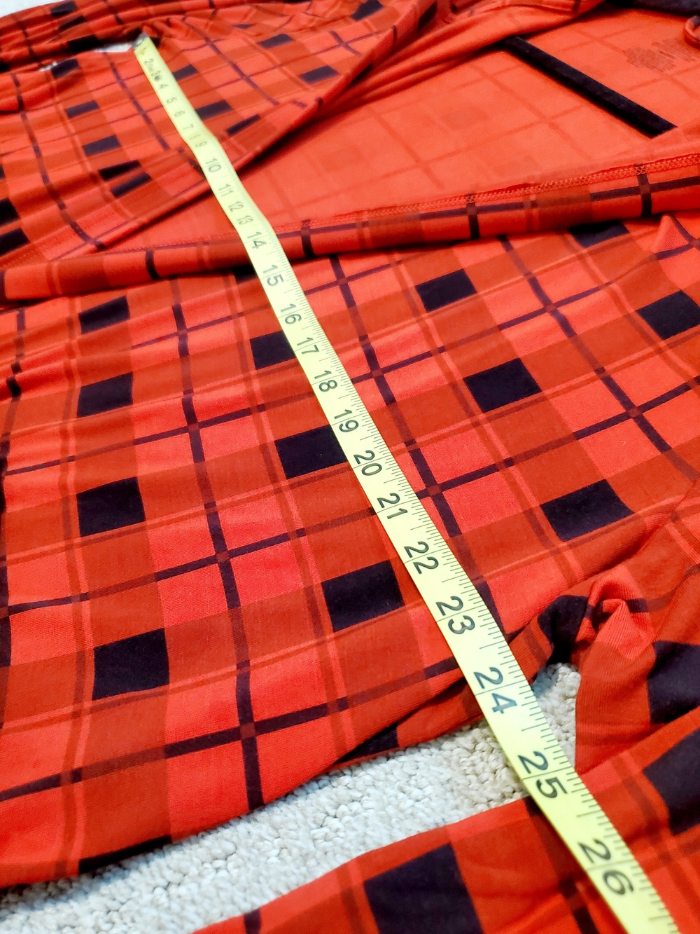 Hooded Robe MeUndies Red and Black Plaid - Picture 5 of 6